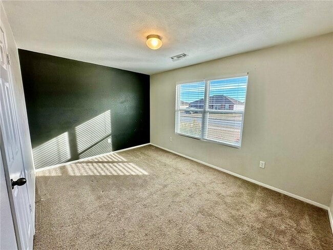 Photo - 816 NW 68th Ave