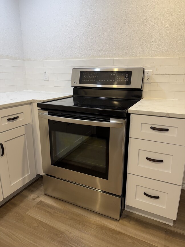 Photo - 2006 Cates St