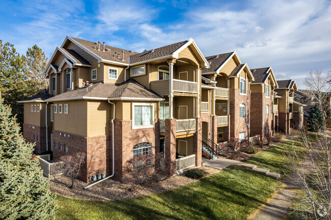 Photo - Pinnacle At Highline Apartments