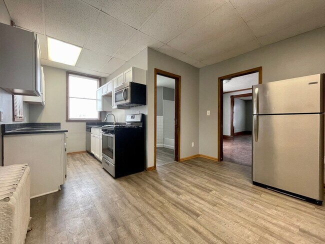 Photo - Beautiful 5 bedroom house in St. Paul!