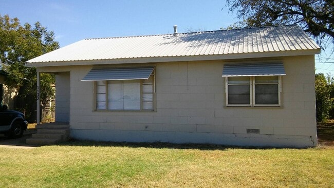 Gorgeous 2 bedroom home! - Gorgeous 2 bedroom home!
