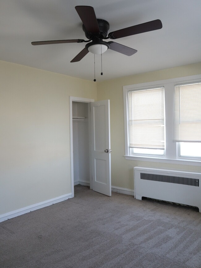 Photo - 5950 Bennington St Unidad 2nd Floor