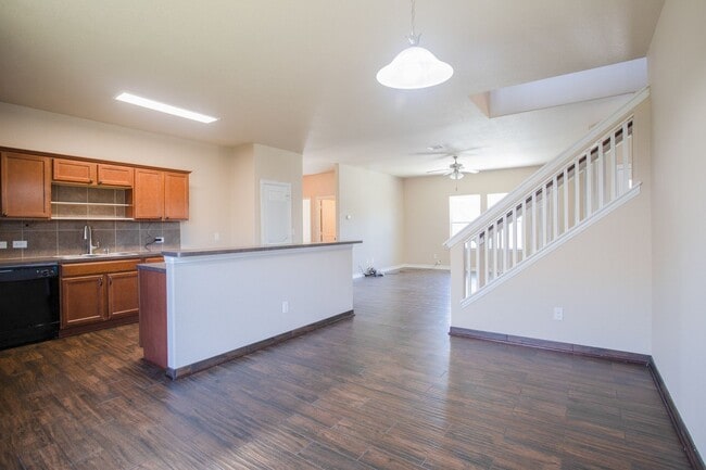 Photo - 1005 Papaya Cove