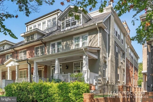 Building Photo - 5231 Connecticut Ave NW Unit #302