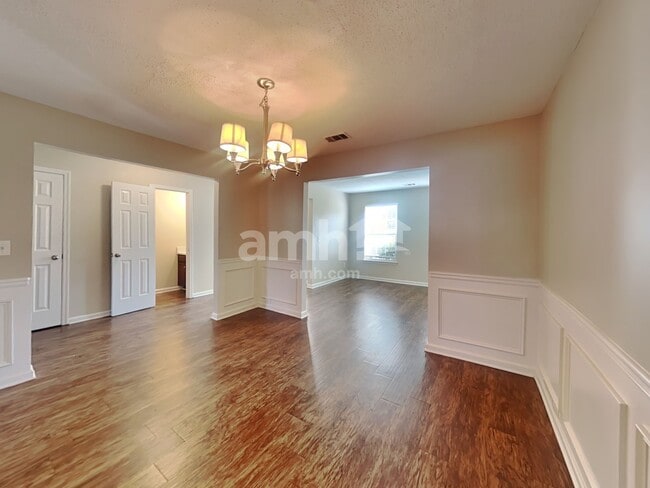 Photo - 4897 Bryant Dr