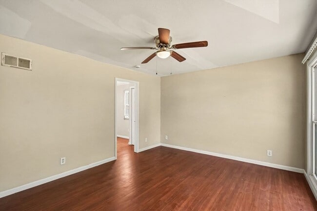 Photo - 1223 Walker Ave