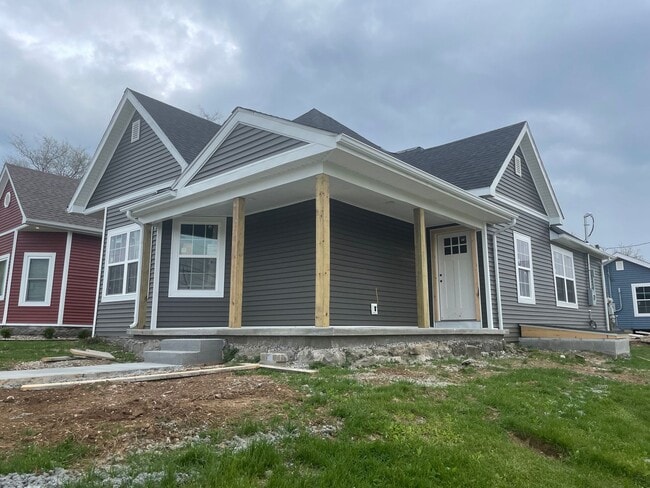 Photo - 139 W 10th Ave