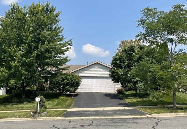Building Photo - 6128 Jeffers Dr Rental