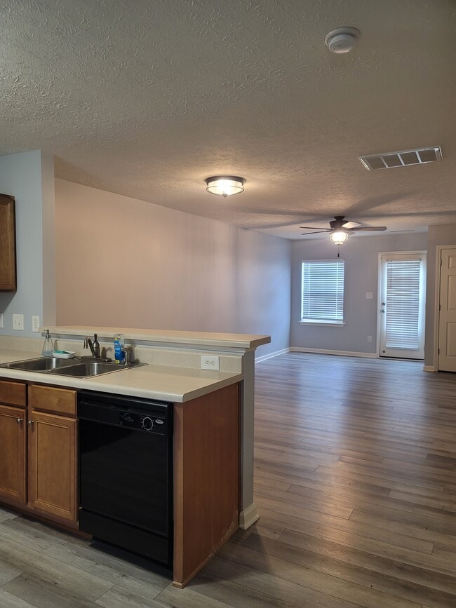 Photo - 5332 Big Bass Dr