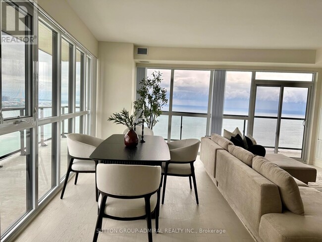 Photo - 38 Annie Craig Dr Unité PH102