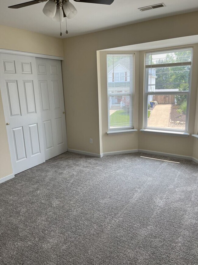 Photo - 727 W 5th St Unit APT 201