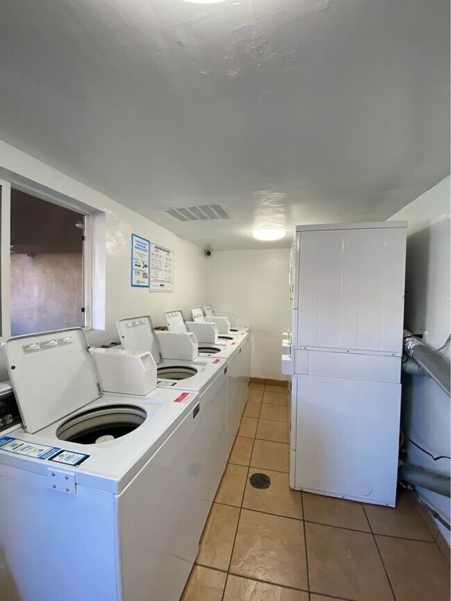 Photo - Bay Pointe Apartments