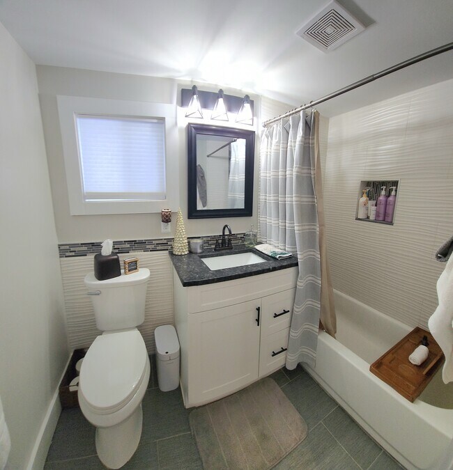 Photo - 8054 Ortonville Rd