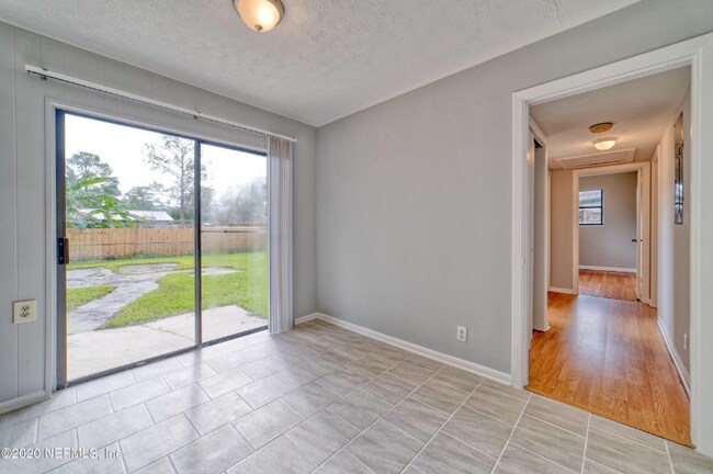 Photo - 1212 Kennerly Rd