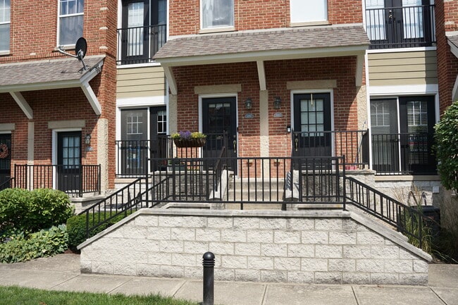 Photo - 1061 Reserve Way