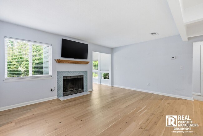 Photo - East Bridge Town Lofts Living | Prime Location Near Downtown Charleston