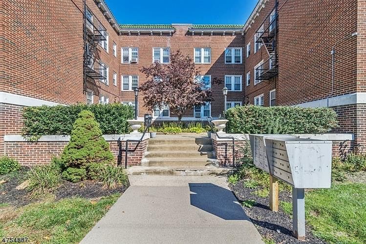 Photo - 6 Altamont Ct Condo Unit 15