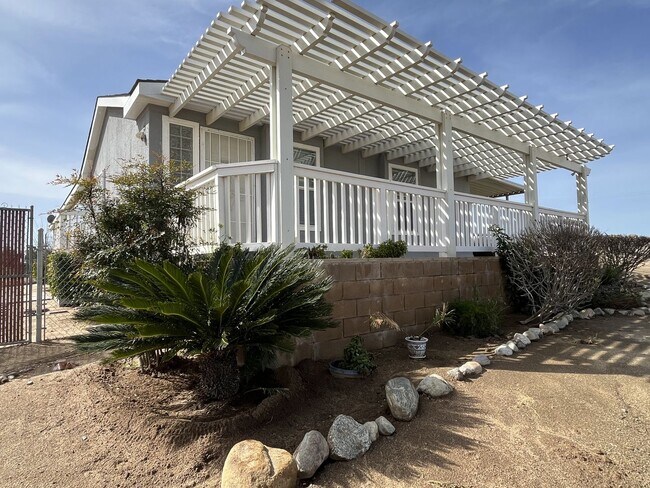 Photo - Spacious 4 bedroom, 3 bath home for rent