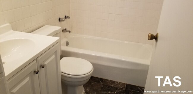 Photo - 540 W Roscoe St Unit 489
