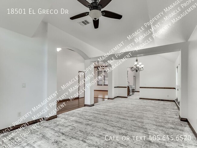 Photo - 18501 El Greco Dr