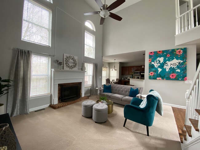 Photo - 10301 Rougemont Ln