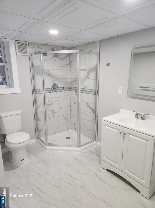 Photo - 276 Franklin Turnpike