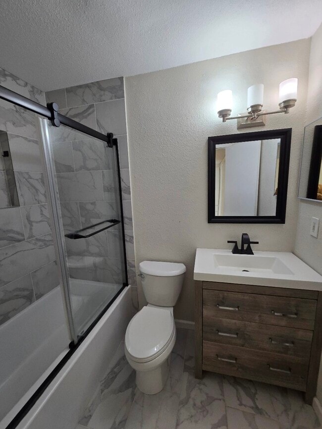5640 Birchmont Dr Unit C