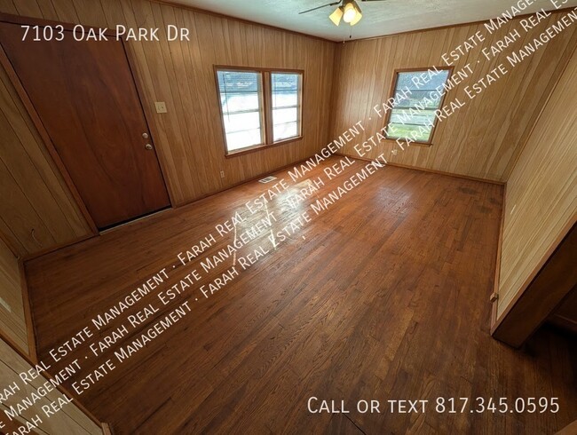 Photo - 7103 Oak Park Dr