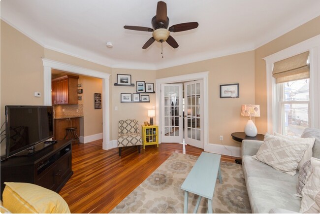 Photo - 77 Lowden Ave Unit 2