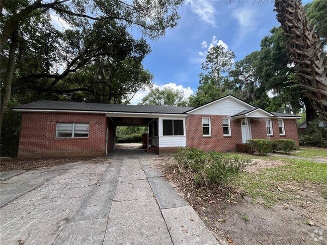 Building Photo - 1627 NW 8th Ave Rental