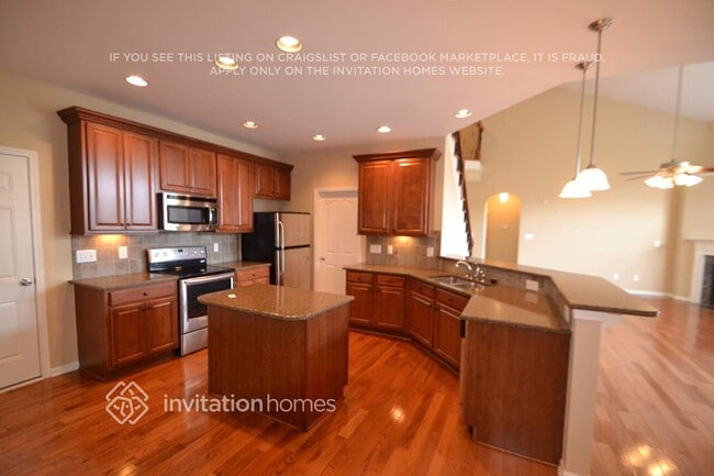Photo - 9028 Linslade Way