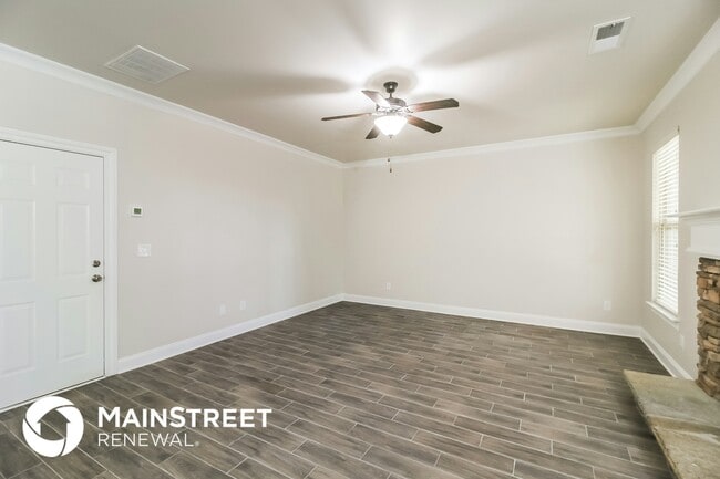 Photo - 886 Rainsong Way