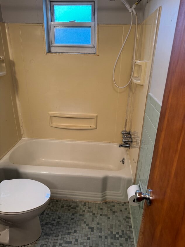 Photo - 87 Promenade St (Crafton, PA)