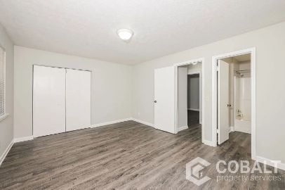 Photo - 3499 Creekview Pl