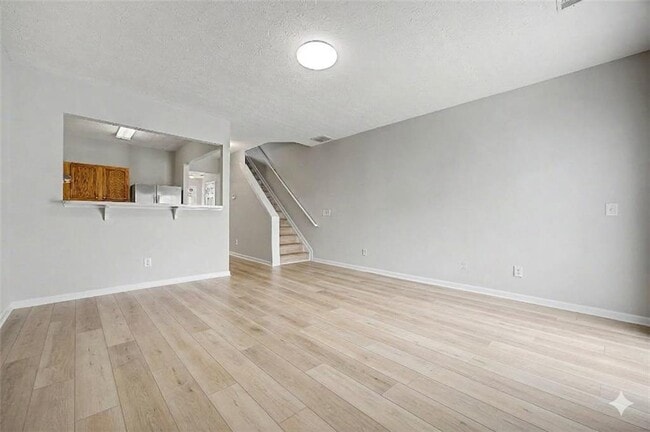 Photo - 1212 Penhurst Way