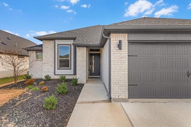 Photo - 640 Southern HIlls Dr