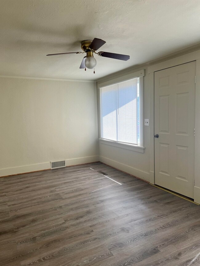 Photo - 906 S 7th St