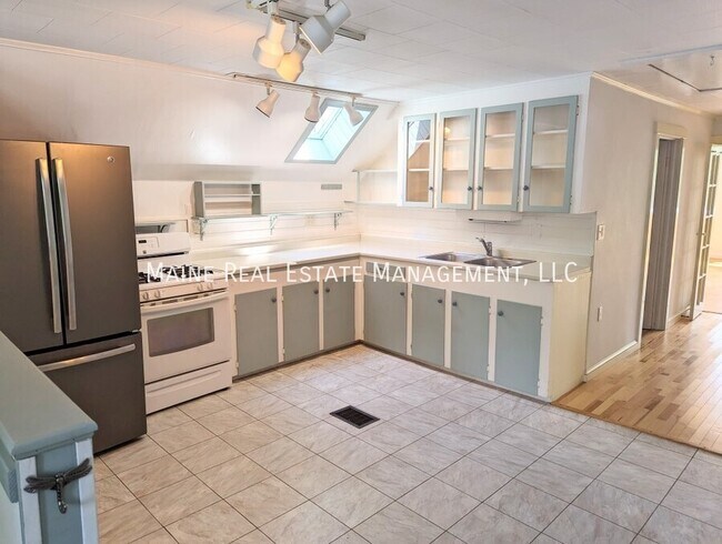 Photo - 54 Penobscot St Unit 1