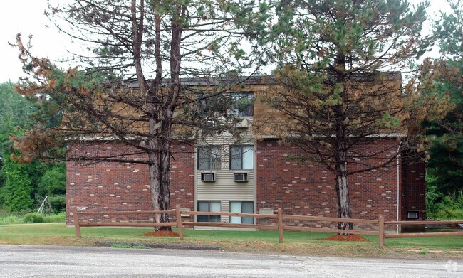 Photo - Rutland Manor Apartments