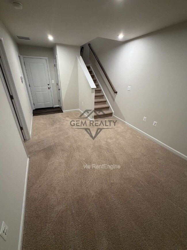 Photo - 7715 Harlow Cir