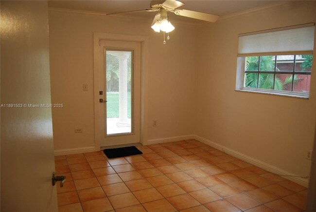 Photo - 270 S Melrose Dr