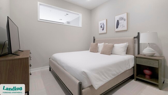 Building Photo - 600 19th St N