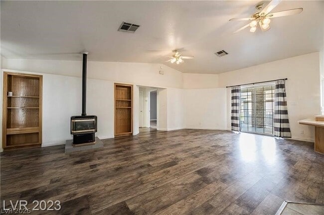 Photo - 130 E Virginia