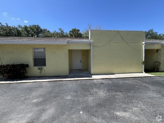 Building Photo - 17345 Bush Rd Unit E Rental