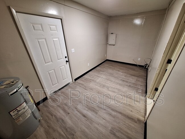 Photo - 1221 E Moneta Ave