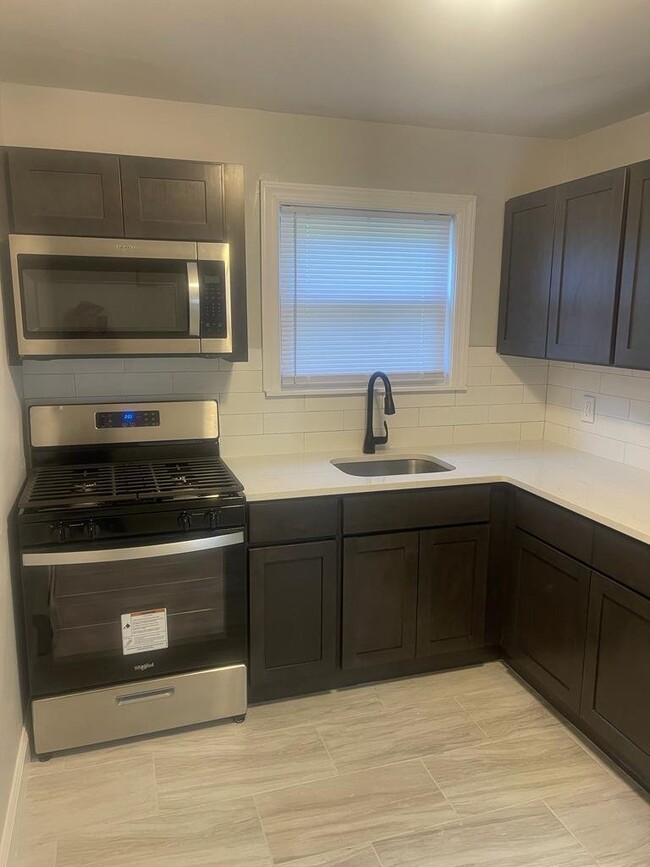 Photo - 175 South St