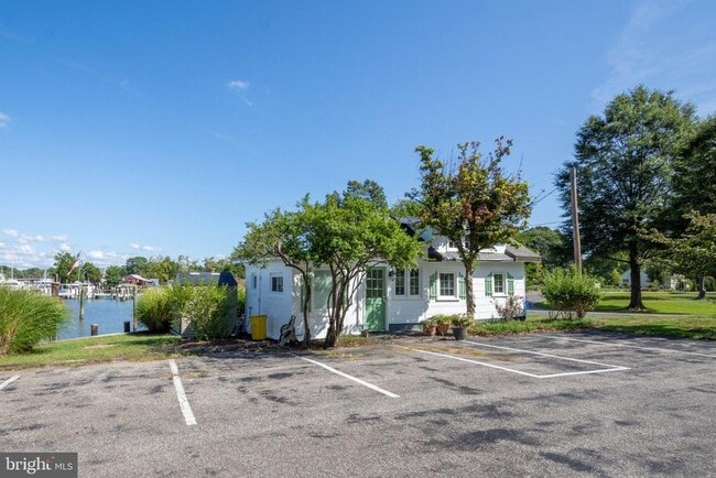 Building Photo - 6062 Drum Point Rd Rental