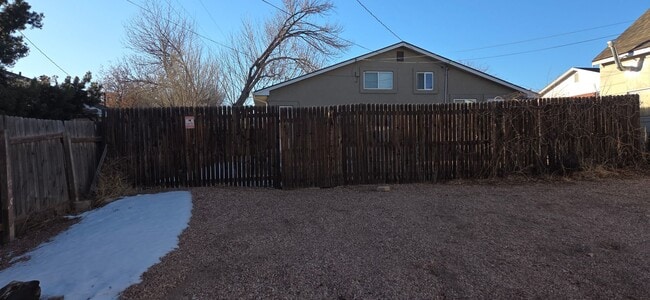 Photo - West Side Charmer! 1 bed, 1 bath- All Utilities & Lawn Care Included!