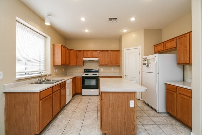 Photo - 3961 E Simpson Rd