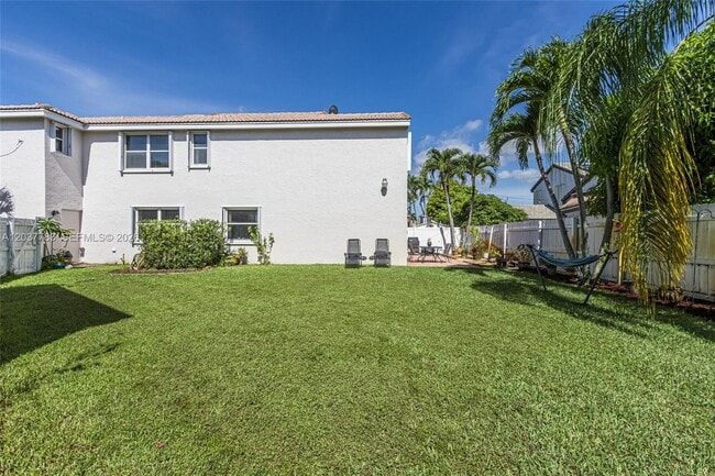 Photo - 17367 SW 20th Ct